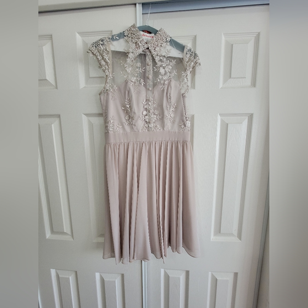 Elegant Lace and Chiffon Dress